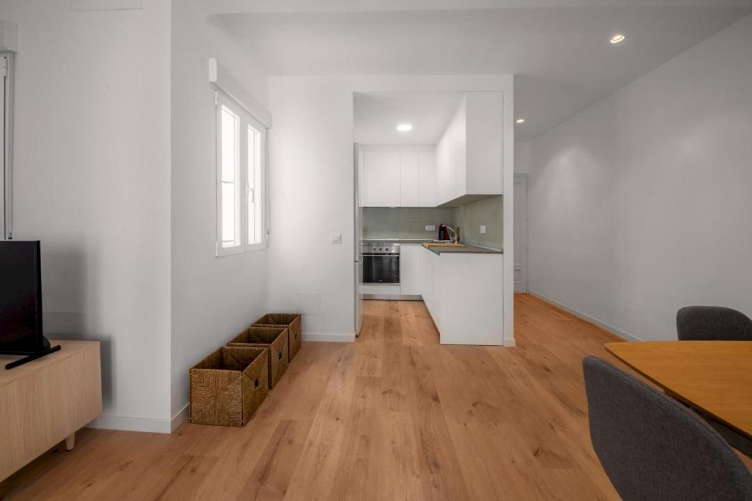 2 Bedrooms 1 Bathroom Furnished - Delicias - Bright - Mintystay Madrid Exteriér fotografie