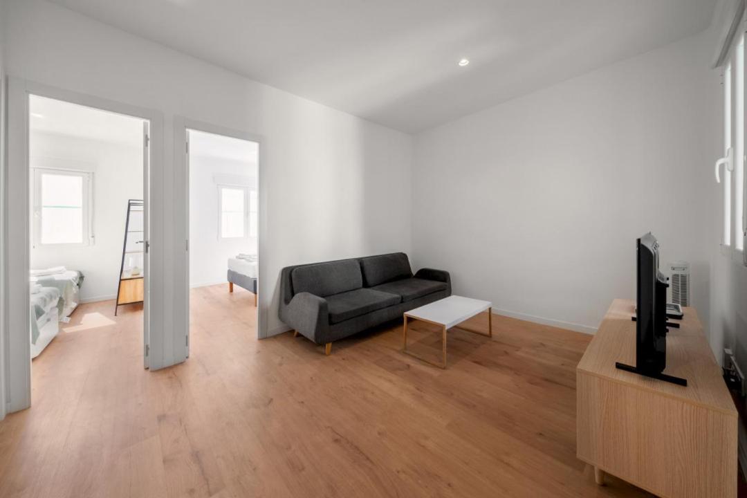 2 Bedrooms 1 Bathroom Furnished - Delicias - Bright - Mintystay Madrid Exteriér fotografie