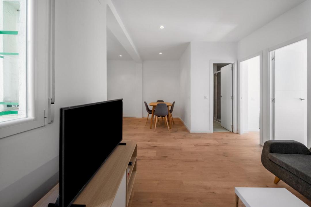 2 Bedrooms 1 Bathroom Furnished - Delicias - Bright - Mintystay Madrid Exteriér fotografie